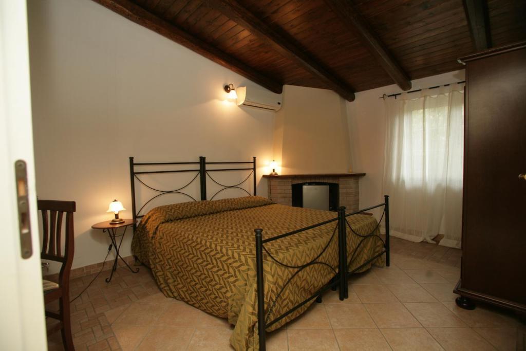 Bed And Breakfast Casagalez Santa Domenica Talao Habitación foto